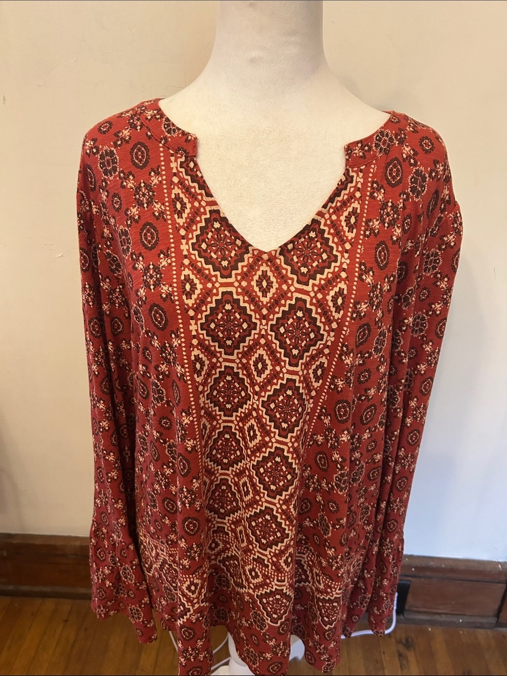 Lucky Brand Burgundy Printed Boho Split neck long sleeve Blouse Size XL EUC